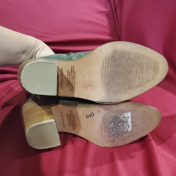 Jeffrey Campbell Green Ankle Boots with Modern Western Style - Picture 9 of 10